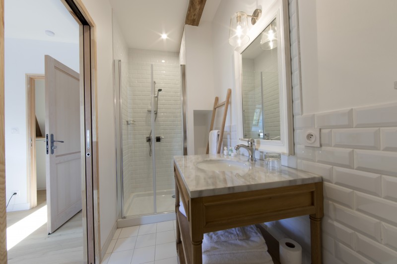 Shower room shower-room-castle-circuit-24-hour