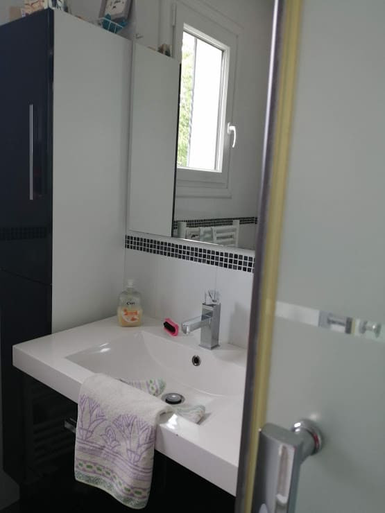 salle-eau-haut-1-15683 salle-eau-haut-1-15683