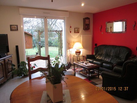 living room living_room_guestshouse_lemans_b&b