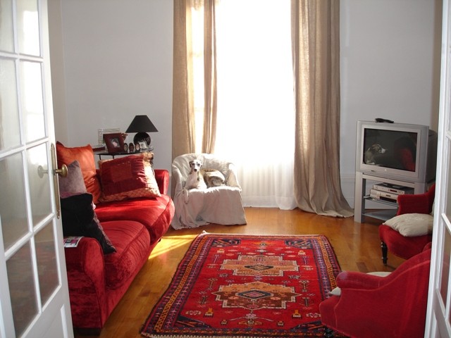 living room living_room_guestshouse_24h_lemans_b&b