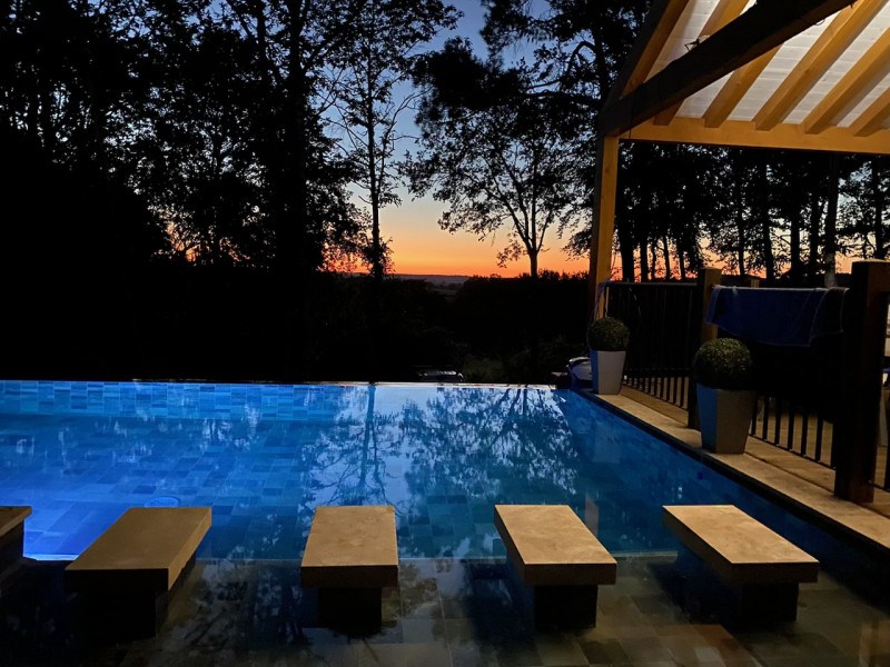 Villa 5 chambres à 20mn du circuit Villa 5 chambres à 20mn du circuit