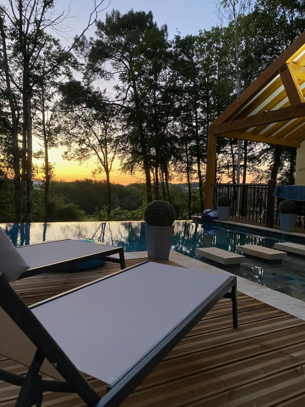 Villa 5 chambres à 20mn du circuit Villa 5 chambres à 20mn du circuit