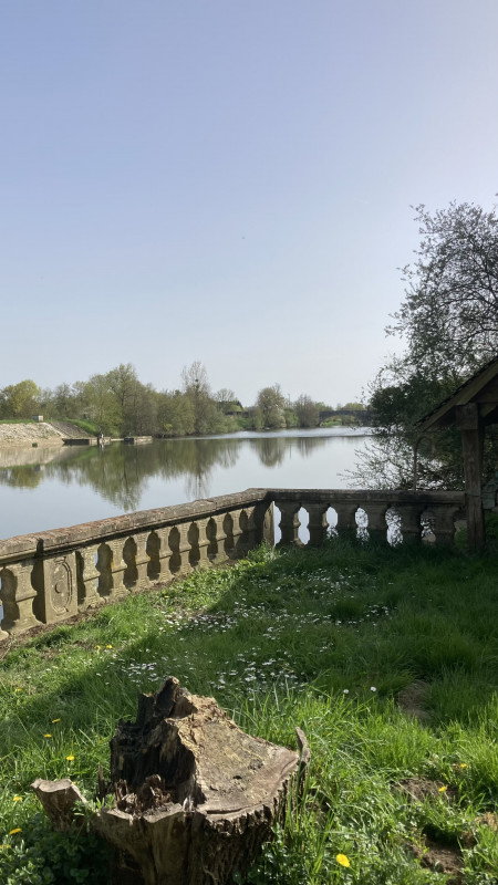 Vue sur la Sarthe - 30 mn du circuit des 24H Vue sur la Sarthe - 30 mn du circuit des 24H