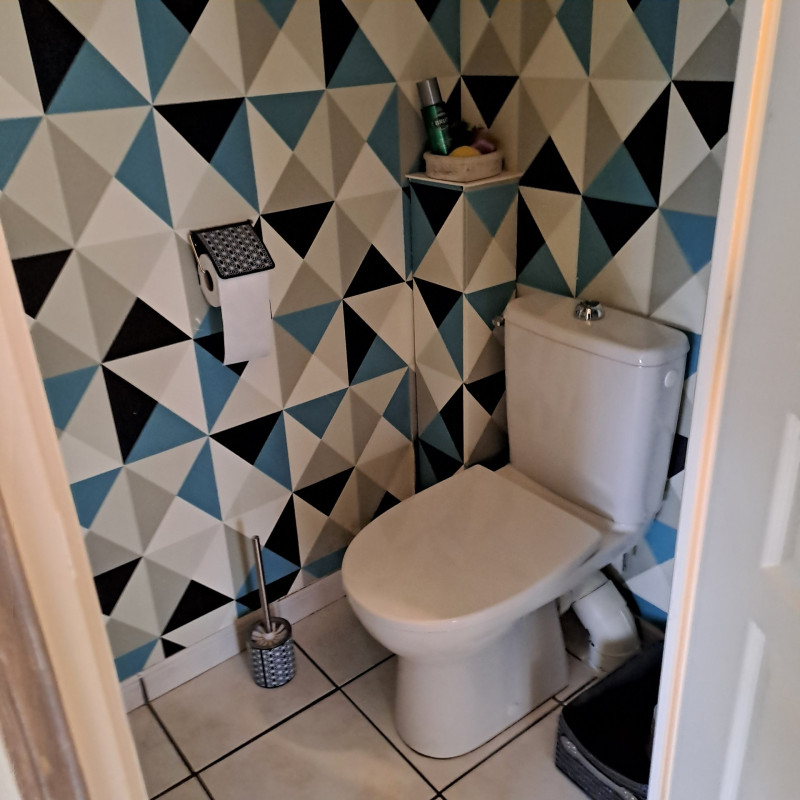 WC WC